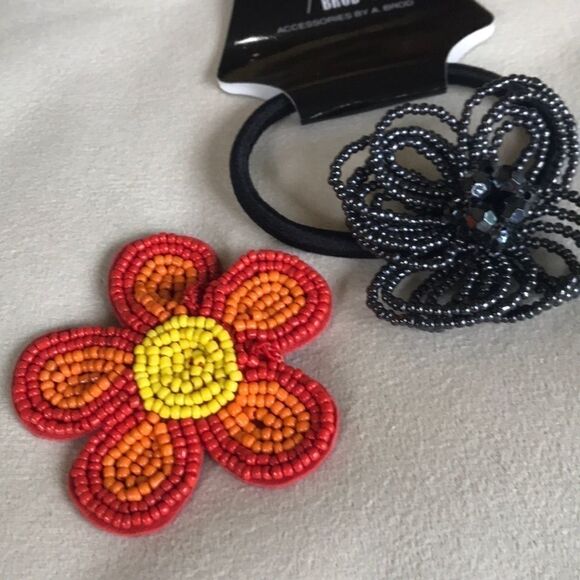 Decorative Hair Ties!!   - Picture 2 of 2